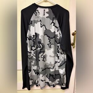 KUIU Black and Gray Camouflage Long Sleeve Shirt
